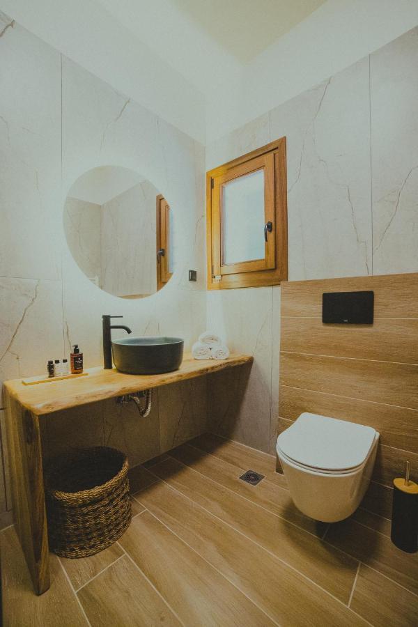 Peri Elxis Luxury Suites Mourésion Esterno foto